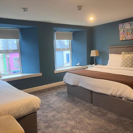 The Townhouse Bed & Breakfast Милтаун Малбей Екстериор снимка